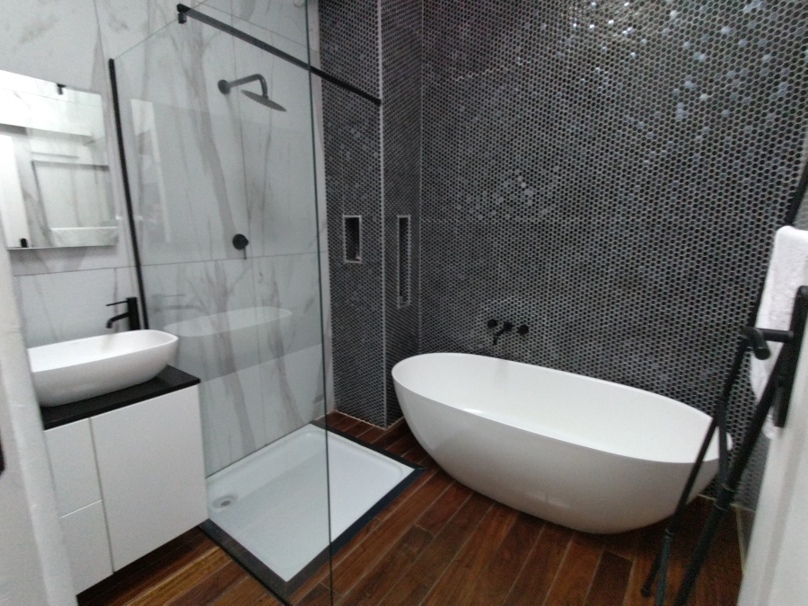 4 Bedroom Property for Sale in Kosmos North West